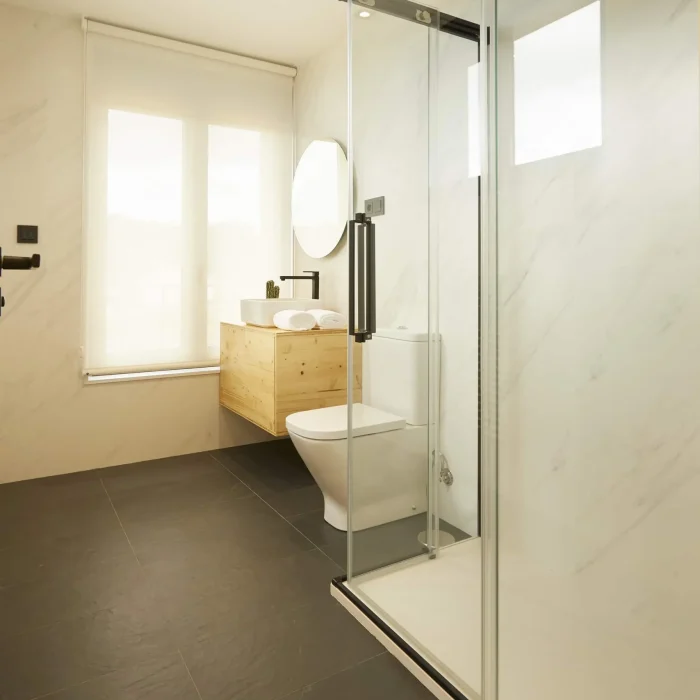 arumes-do-mar-e-motana-turismo-rural-apartamentos-turisticos-viveiro-covas-marina-lucense-apartamento-vista-mar-superior-con-balcon-7-min