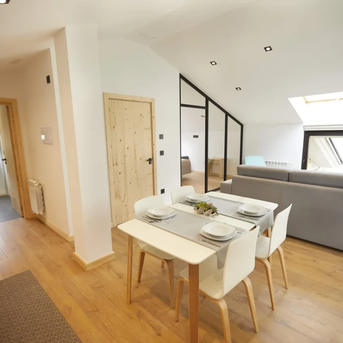 arumes-do-mar-e-motana-turismo-rural-apartamentos-turisticos-viveiro-covas-marina-lucense-loft-vistas-al-mar-2-min